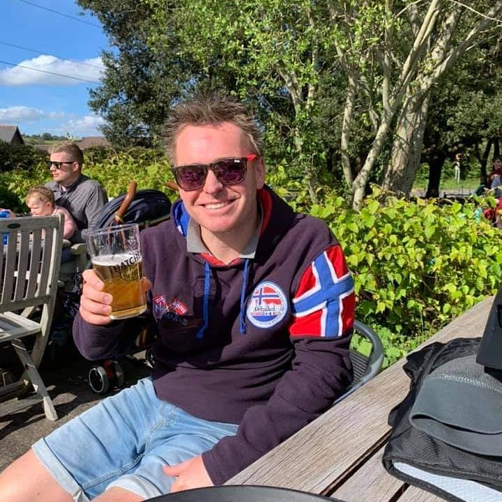 NeathRoundTable's tweet photo. We had a great day yesterday, with a number of our members and their families cycling from Neath to Swansea Bay (with some essential refreshment stops on the way!). https://t.co/HHbPlEDRV3