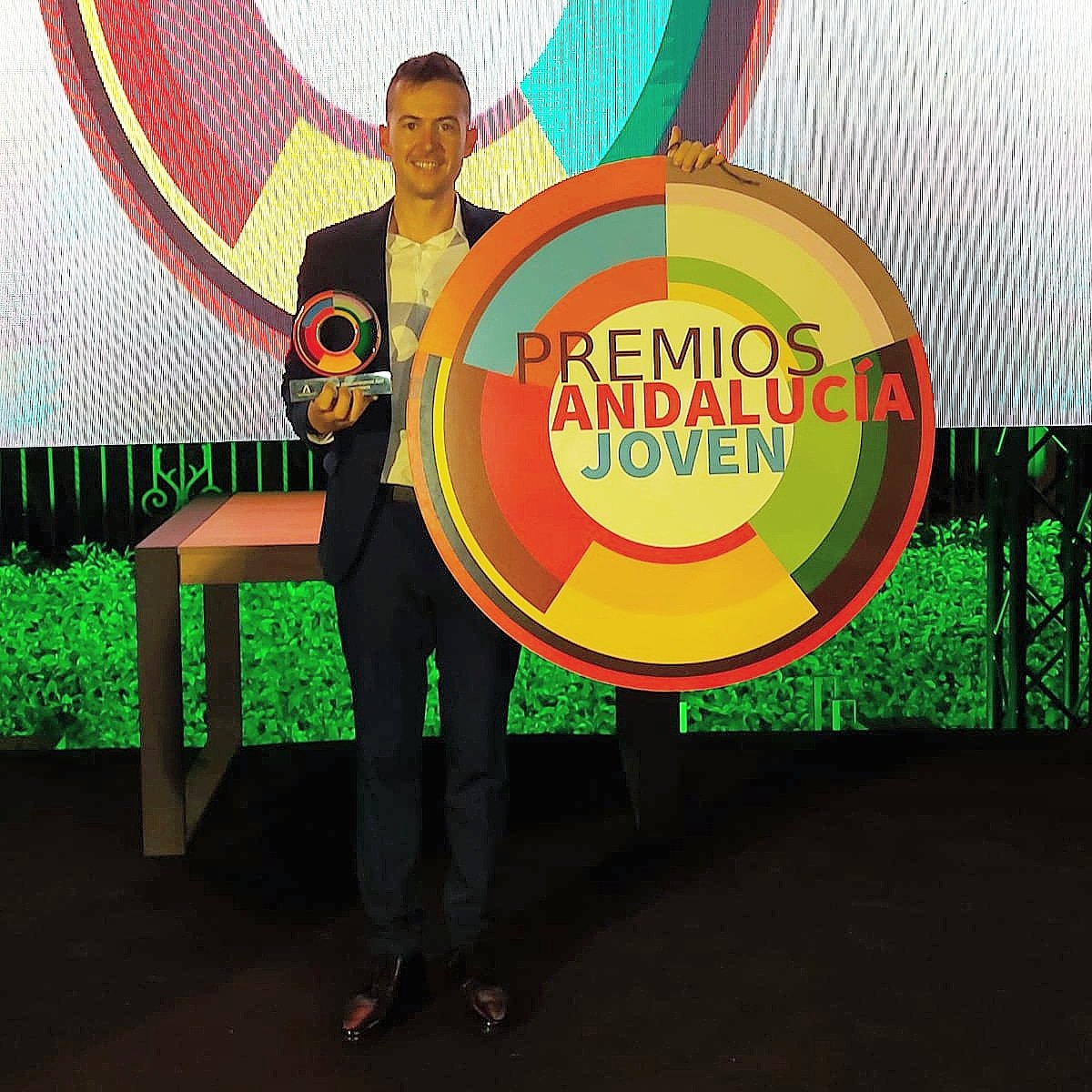 japenuela's tweet photo. Algunos momentos de la gala de los Premios Andalucía Joven @IAJuventud https://t.co/n5vOg5vbFt