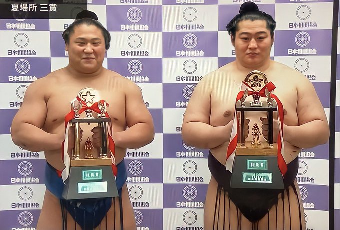 アヤ さん の最近のツイート 30 Whotwi グラフィカルtwitter分析 アヤ さん の最近のツイート 30 Whotwi グラフィカルtwitter分析