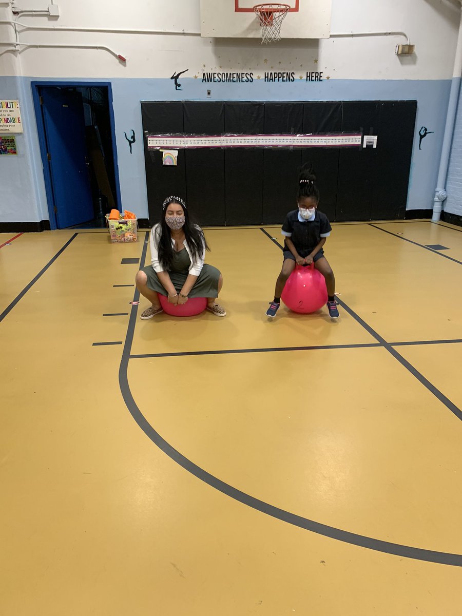 61Physicaledu's tweet photo. No can resist!!! No onnneee !!! LOL #thepowerofplay #dontgrowupitsatrap #pepower #fun https://t.co/W5Wutbzj9n
