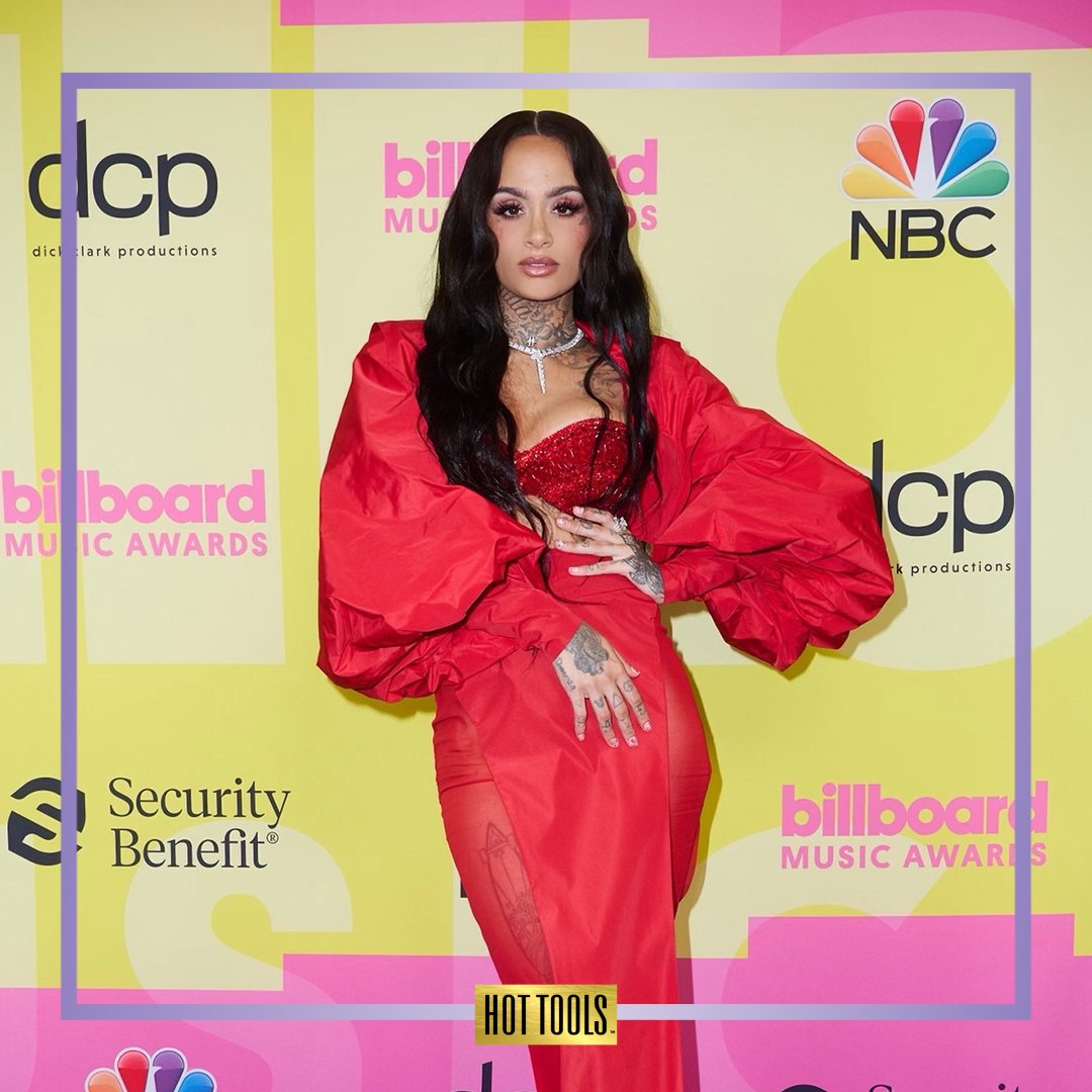 HotToolsPro's tweet photo. Winner of the πbest hair awardπ goes to @kehlani and her stylist @kahhspence! Tonight is big for artists everywhere - and together with our #HotToolsPro Signature Series Volumizer, you created one amazing style. Can't wait to see what else you createβ¨ #BBMAs https://t.co/nvfffXegxQ