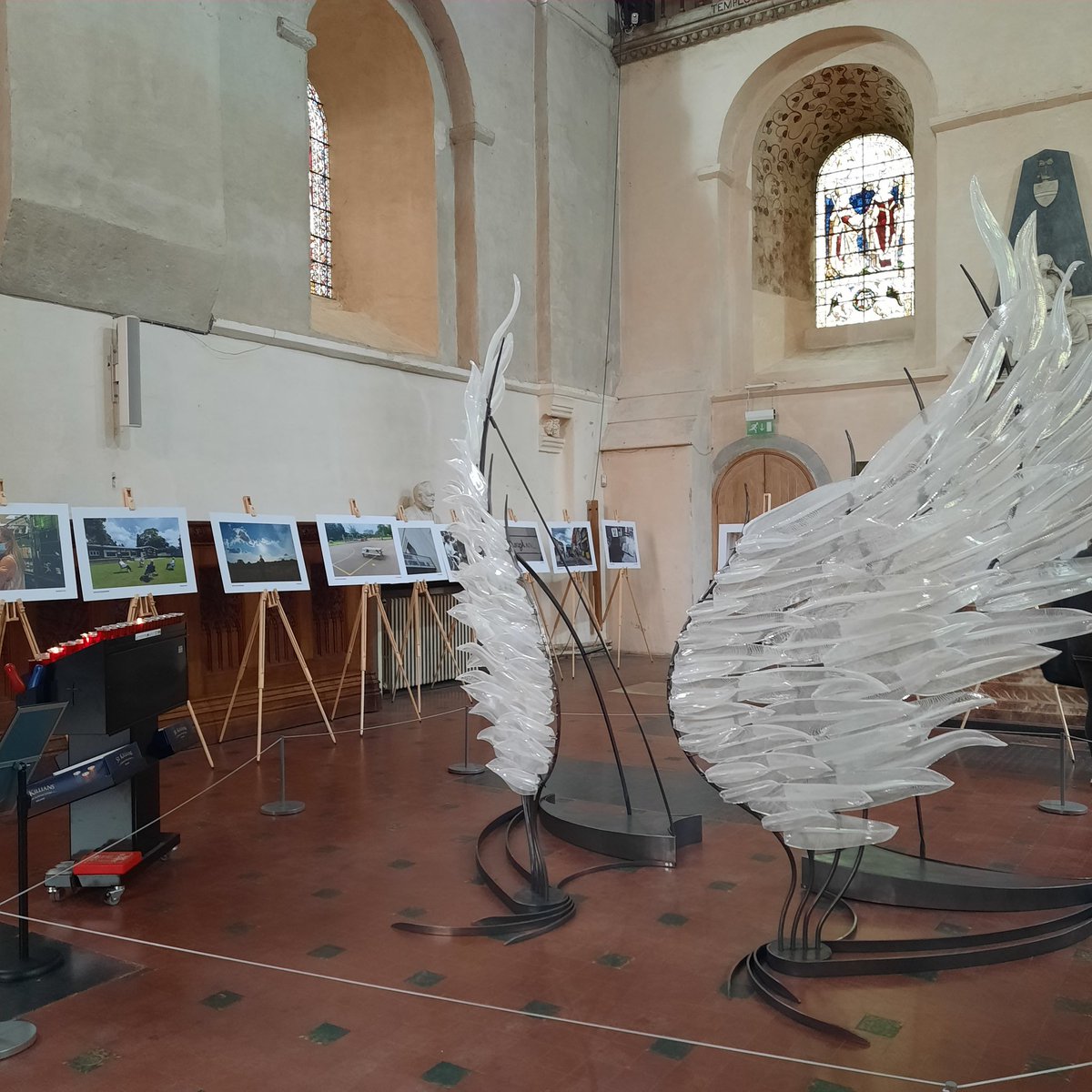 DocOz100's tweet photo. Had a lovely afternoon pottering round the 24in24 lockdown photography exhibition @StAlbansCath so glad @StAlbansFF and @mattbigg organised this during lockdown, we had great fun taking part! (And my photo made the cut!!) https://t.co/zIj2optvPZ