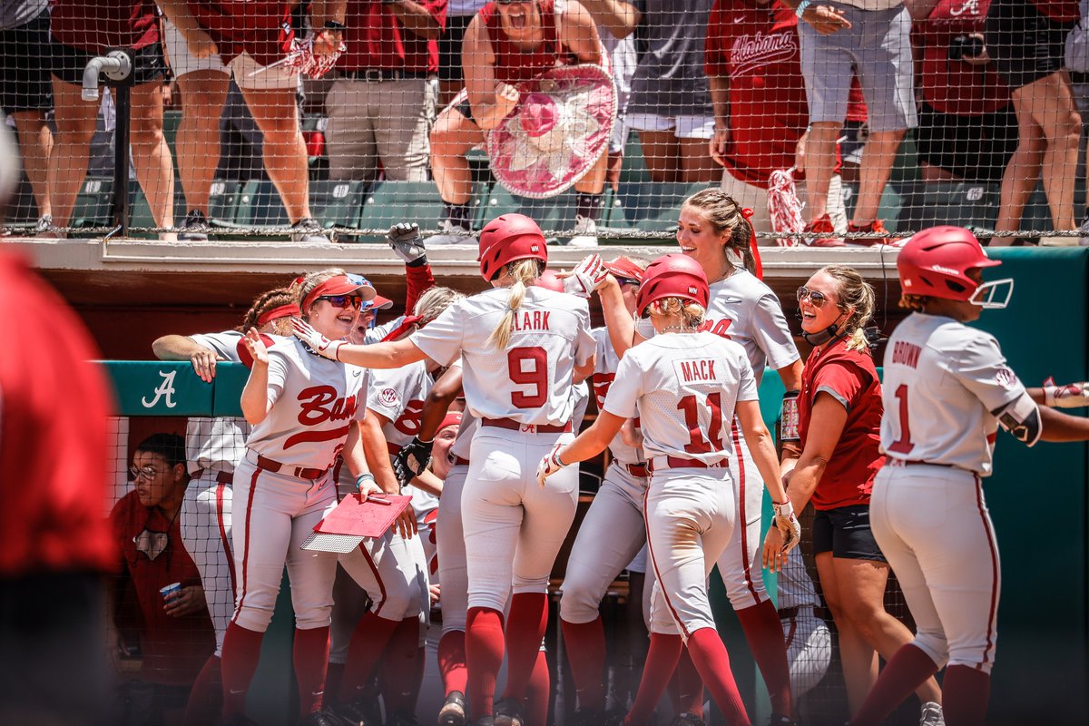 NCAASoftball's tweet photo. Historic Tide 🐘

Alabama is 𝘰𝘯𝘭𝘺 team to advance to every Super Regional in #NCAASoftball history.

#RoadToWCWS x 📸 @AlabamaSB 
https://t.co/pby8lRGHW8
