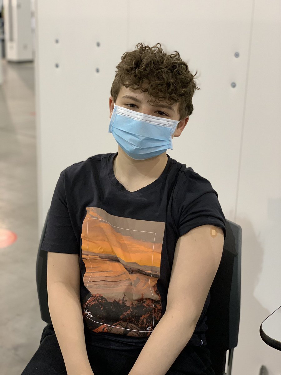PamPetrakos's tweet photo. My 14 year old son just got vaccinated. ๐ No appointment. Saw announcement on twitter this evening that spots in #laval were open for the 12-17 age group and went immediately. The whole family got their first dose. ๐๐ป #grateful #phizer #smilingunderthemask https://t.co/SIUlmo94ZU