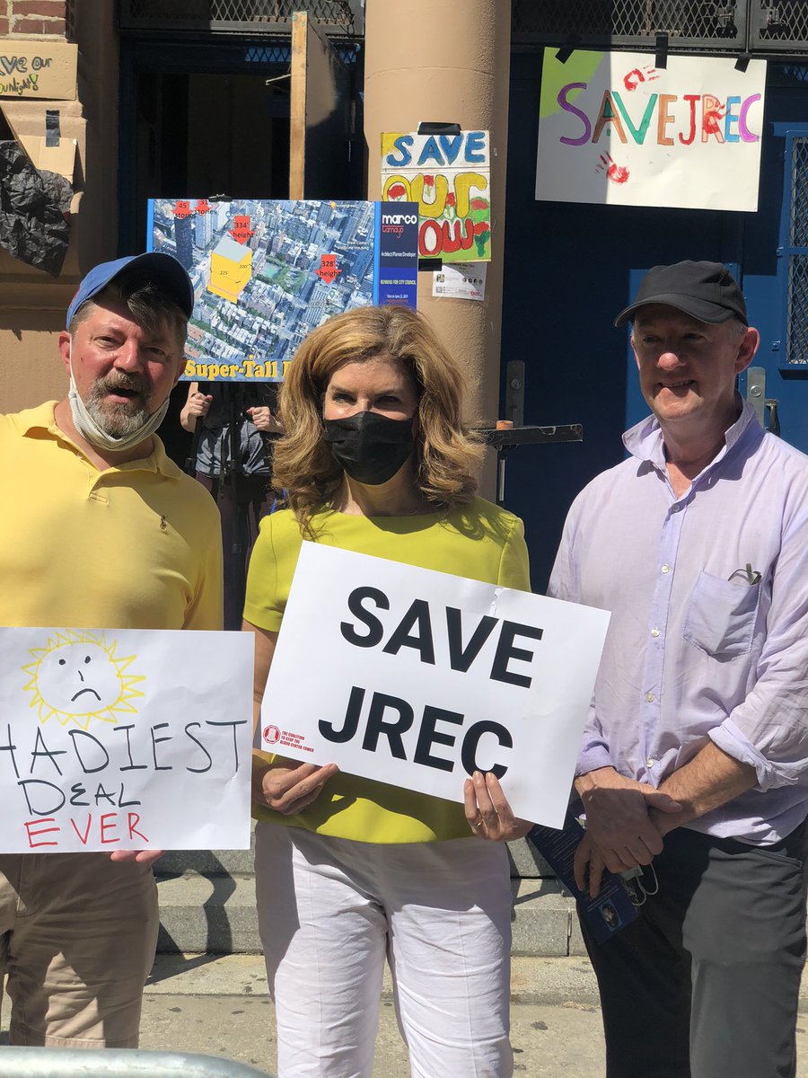 JulieMenin's tweet photo. Today hundreds joined at  JREC to speak in a loud and clear voice to #stopBctower and protect the community, St. Catherine’s Park and JREC students. @UesMarty @e72na @friendsoftheues https://t.co/vMDzL3Cw2H