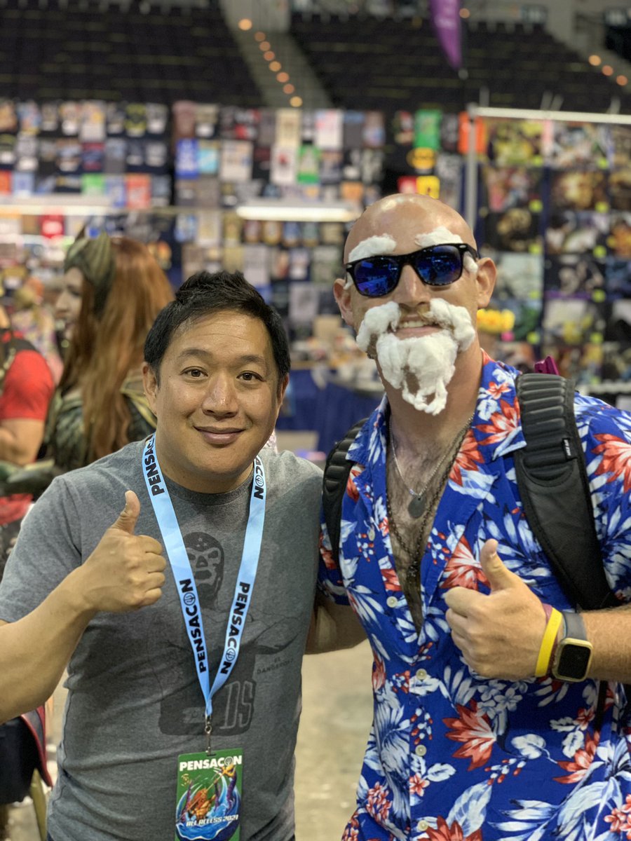 VanillaJoerilla's tweet photo. @ThatKevinSmith @JayMewes Looky who I found wondering a little far from the Stash.😜
Much love from the Panhandle!❤️
#ComicBookMenForever #HeteroLifeMate #ClitCommander https://t.co/ZHhlx8XtkW