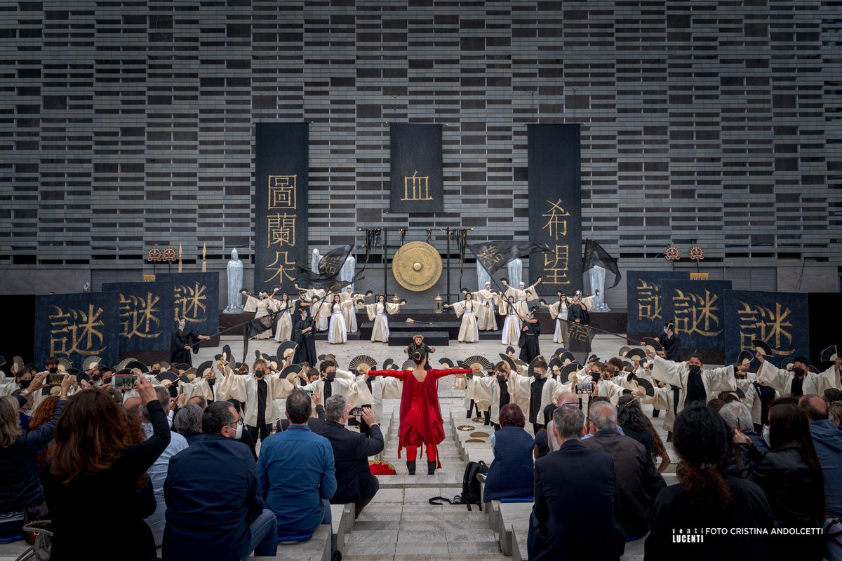 MarcoMariani_IT's tweet image. #RT @maggiomusicale: RT @VentiLucenti: #AllOpera #LaPrincipessaDiGelo #83MFF
Tornare a fare e a vivere il teatro è una gioia, farlo con i bambini e i ragazzi è un privilegio.
@maggiomusicale @FondazioneCRF @comunefi