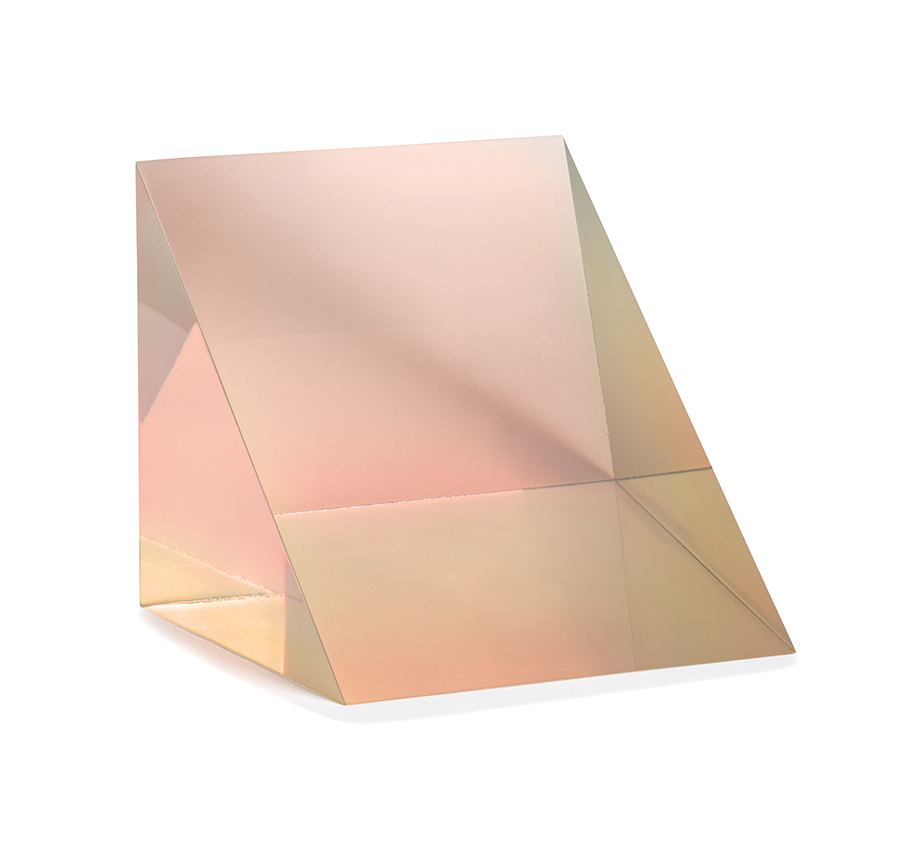 A pink-hued Peter Alexander wedge sculpture hammering at $67,500. #peteralexander #sculpture #artauction #liveauction