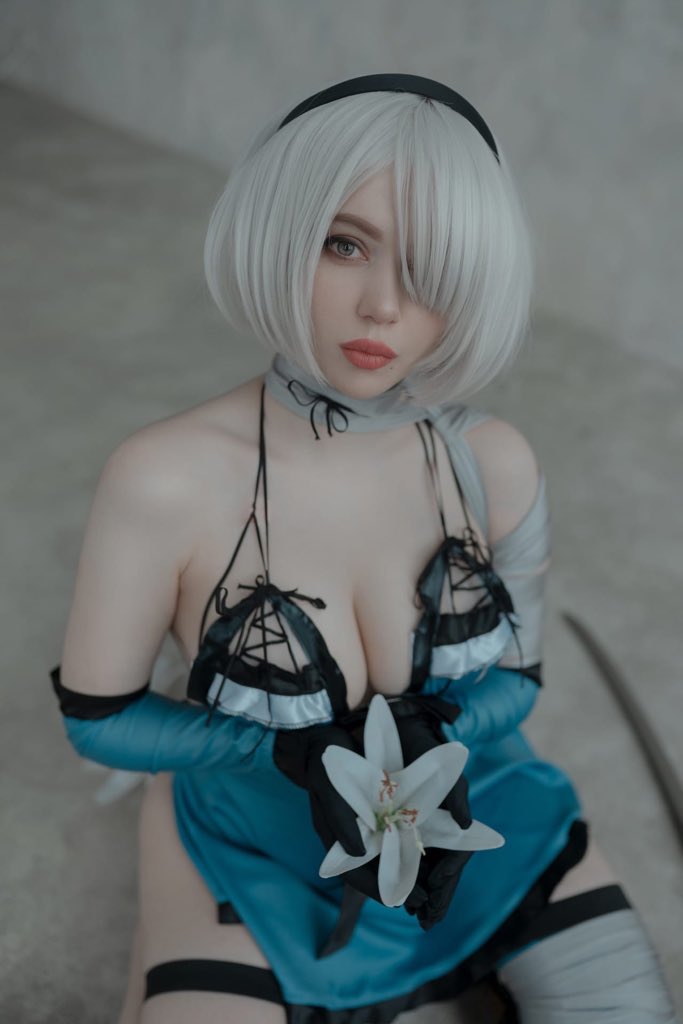 My patreon page is 1 year old already! ♡♡♡
I'm so grateful to everyone of you for your support - it motivates me to create more content

Sooooo I decided to make a bonus 2B photoshoot for ALL PATRONS 💓💓💓

#cosplay #2B #NieRReplicant #NieRAutomata https://t.co/dohiAu7Feg