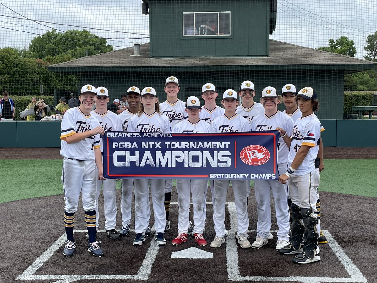NTxTribe's tweet photo. #NTXTribe - Ronnau 15U played in their first tournament of the season and won the #Championship of the #PerfectGame North Texas Summer 15U Opener, spanning games Friday, Saturday and Sunday.
#winnerwinnerchickendinner #youthsports #littleleaguebaseball #baseballislife https://t.co/AxBKq7N3uI