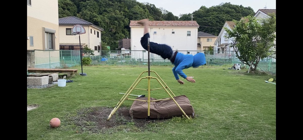 まろ على تويتر ちゃま家の人々034 人気鉄棒技 グライダーとコウモリふりふりをやってみた T Co Blf0gcu1ga Youtubeより 小学校で人気の鉄棒技 グライダー や コウモリふりふり など 色々やってみました 鉄棒 グライダー コウモリふりふ まろ على تويتر ちゃま家の人々034 人気鉄棒技 グライダーとコウモリふりふりをやってみた T Co Blf0gcu1ga Youtubeより 小学校で人気の鉄棒技 グライダー や コウモリふりふり など 色々やってみました 鉄棒 グライダー コウモリふりふ