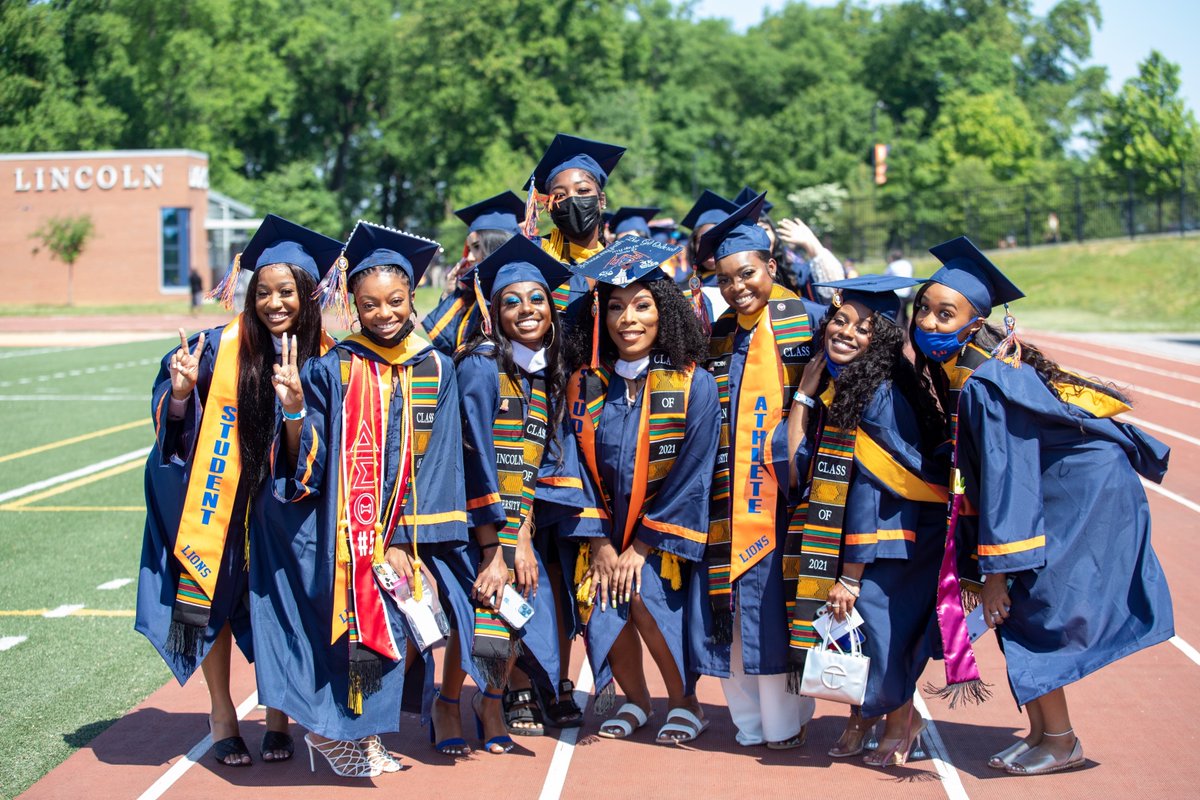 LincolnUofPA's tweet photo. Class of 2021, commencement was one for the books!! 

#LUGrad2021 #Lincoln2021 https://t.co/y7e7rOsP8H
