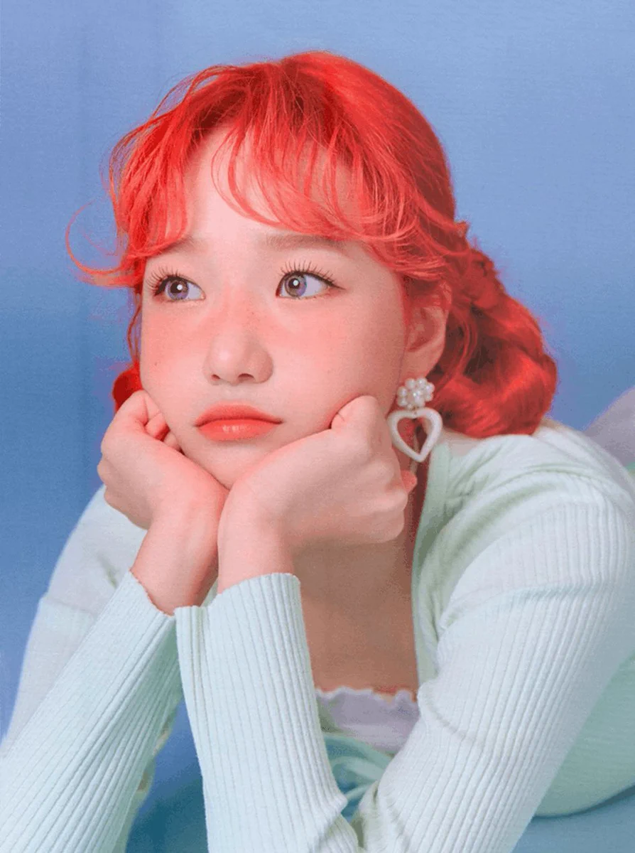 IZ*ONE Yuri ユリ ONEIRIC DIARY ヨントン トレカ Legendary Photocard on X: 