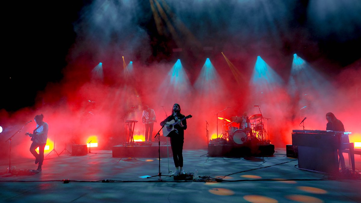 rhiannahajduch's tweet photo. color and light at Red Rocks https://t.co/YfyyOT8GSv