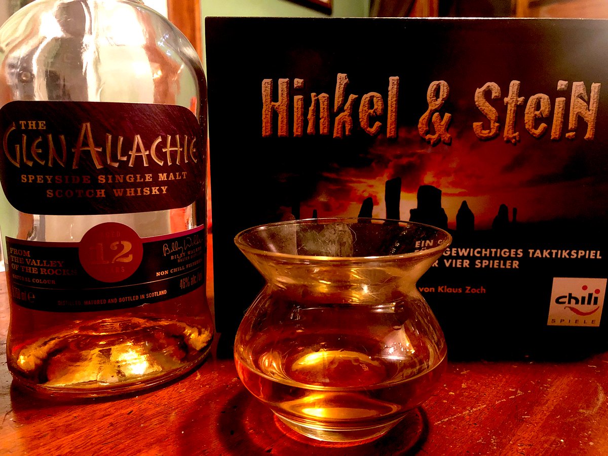 GameBookClub's tweet image. 🪨 &amp;amp; 🥃 to celebrate the end of residency night call  @chilispiele @Zoch_Spiele