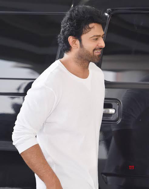 nava_starlin's tweet photo. #Prabhas these throwback pictures are sure to brighten up your day!
#Prabhas #RadheShyam #Stylishactor #ETimes https://t.co/Gc4bkViNhI