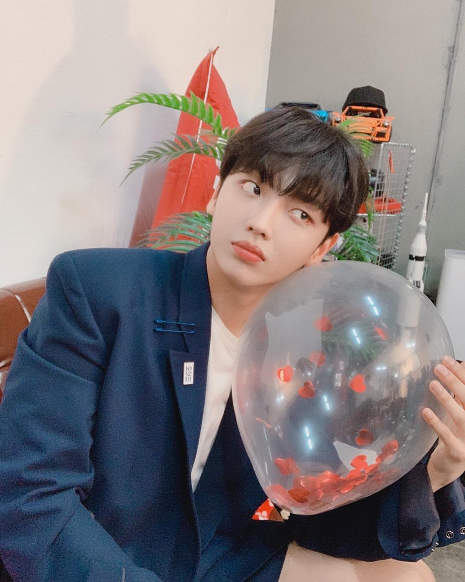 luv__eson's tweet photo. デビュー前？？ https://t.co/uhyUHCqO7L