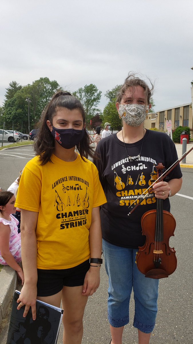 Dilnaz76's tweet photo. @ClarkLISmusic @jheller2012 @LTEFNJ @LISShines Thank you Mrs. Clark and LTEF for giving  these wonderful students a chance to perform. They sounded awesome!! https://t.co/2PMpgQyHRu