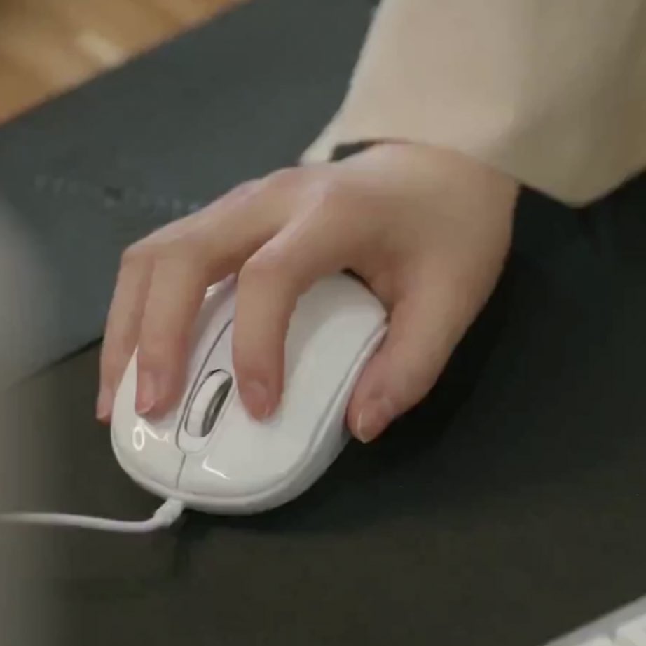 loverdramas's tweet photo. 미쳤네 https://t.co/Bb9hvbHGbP