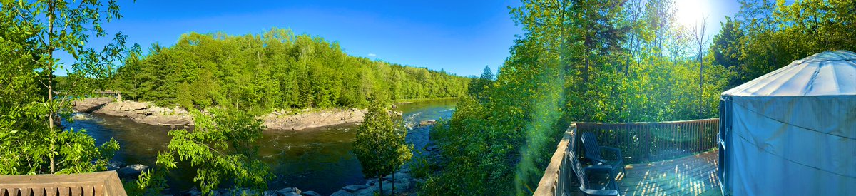 PascaleFournie4's tweet photo. Quelle belle vue de notre #yourte!
Retour aux sources.
@Mauricie #Nature https://t.co/5Oc2YEtWhq