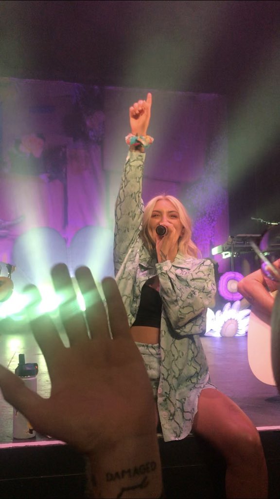 HappyMegzz's tweet photo. I just wanna be here right now... 😪
@juliamichaels #IMT19 https://t.co/LpM2uppvoY