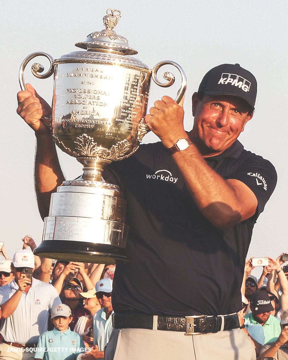 espn's tweet image. Phil Mickelson becomes the fourth golfer in PGA Tour history to win in four different decades.

No player in the NBA, NFL, NHL or MLB has ever done that 🤯

(via @EliasSports)
