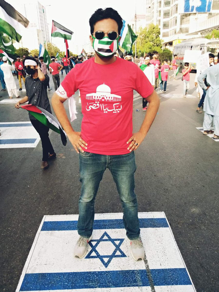 hizbi313's tweet photo. Today protest against illegal occasion and aggression of Israeli terrorists
#Karachi 🇵🇰 #Pakistan 🇵🇸

#AlAqsaUnderAttack https://t.co/DDxovBTFaD