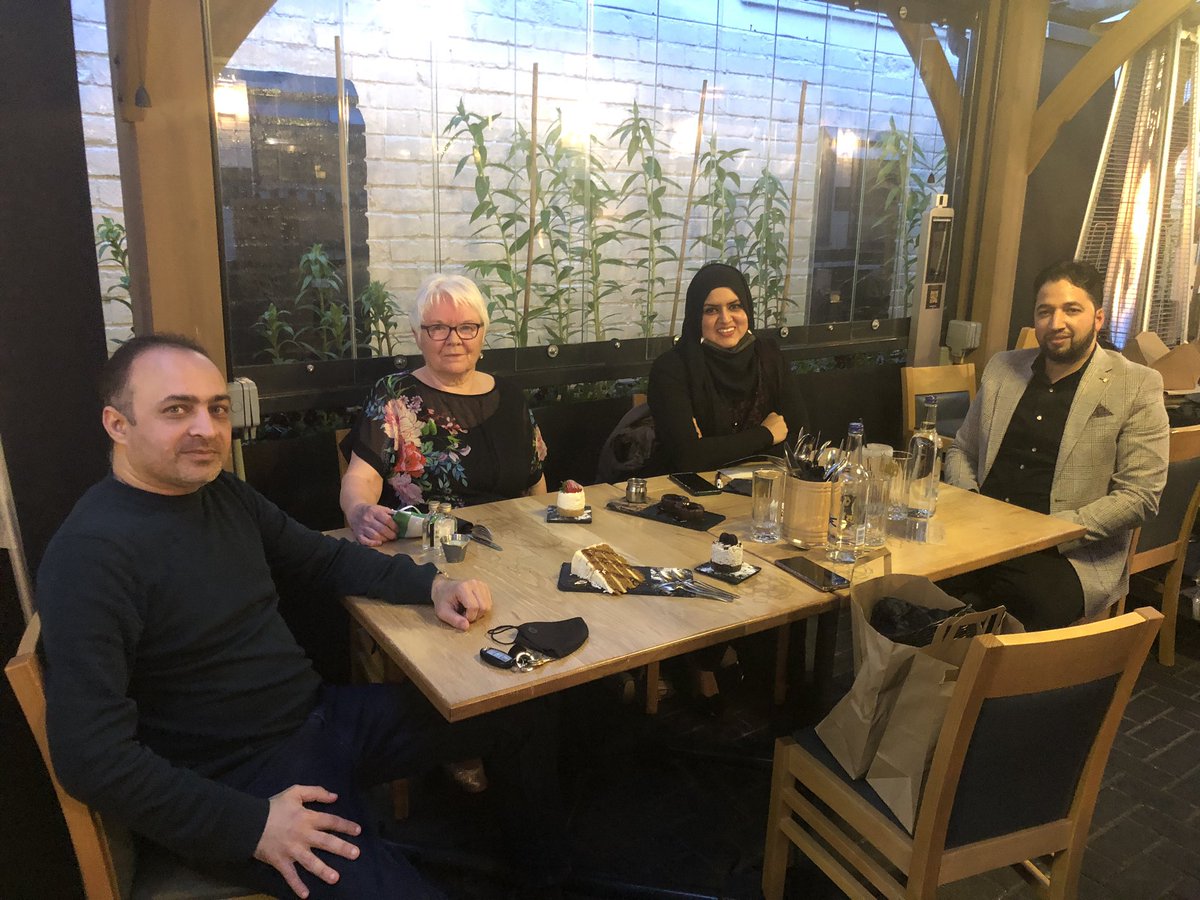_Naveed's tweet image. Great evening with @CllrQaiser, @CllrObaida &amp;amp; @Roisin7777.

It was great to hear about the brilliant work they are doing in St.Peters ward and the plans they have for the community.