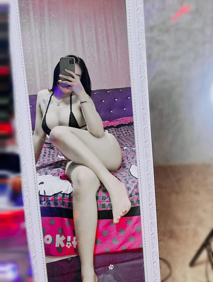 Wanida20799430's tweet photo. ถ้าเศรษฐกิจซบเซา หันมาซบเราได้นะ 🤣
#แคปชั่นอ่อย #แคปชั่นเสี่ยว #แคปชั่น #แคปชั่นโดนๆ #แคปชั่นโ��ด #แคปชั่นอ่อยแรง https://t.co/rSdtp2v0nu