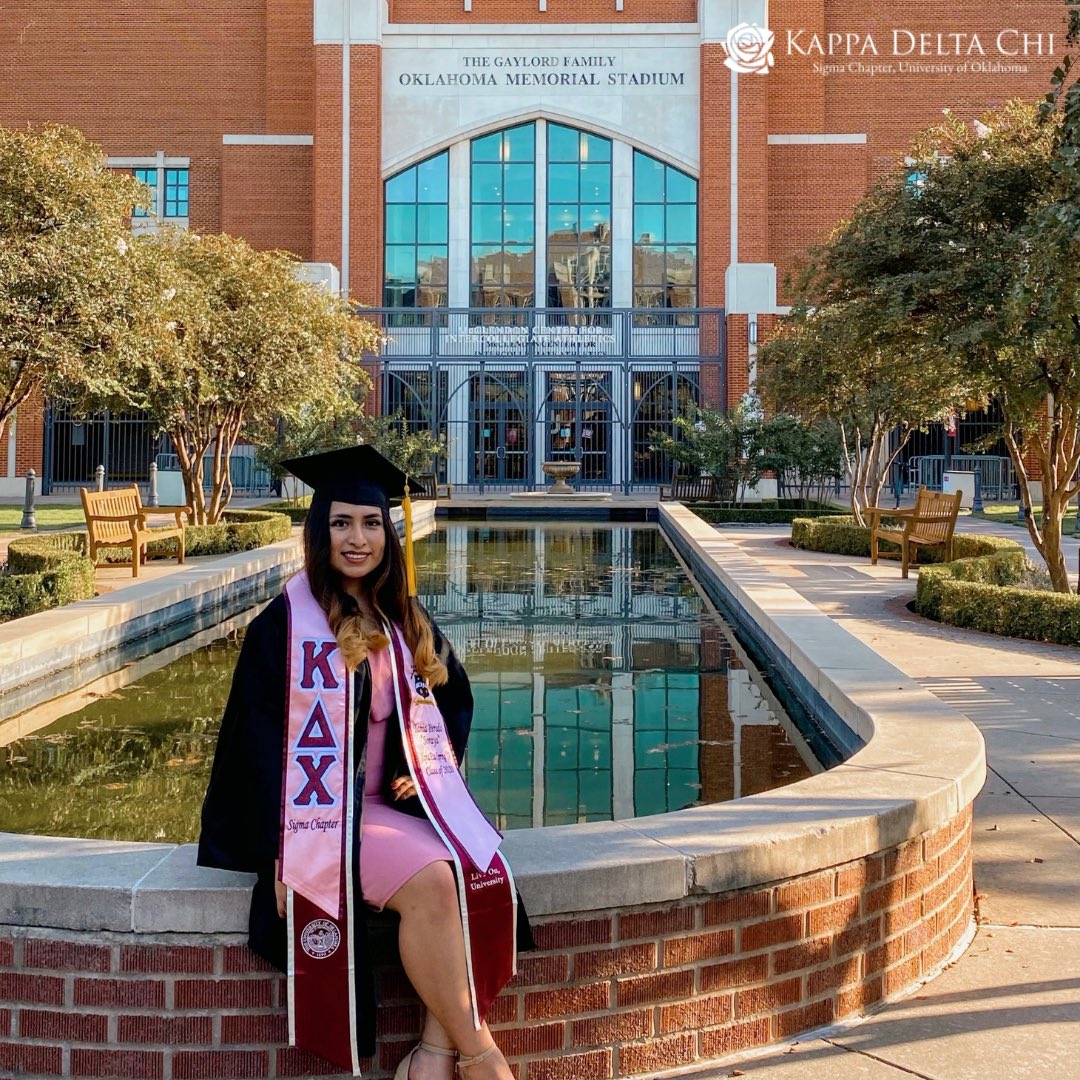 oukdchi's tweet photo. Our next #SigmaGraduate is Tania “Soraya” Peredo from our Spring 2018 Alpha Eta Class! 👩🏻🎓🐧
Tania, we love you endlessly and Sigma is grateful for the mark that you left on our chapter. We cannot wait to see what the near future holds for you!💗💖
#KDChi #ThisIsSigma #OuaOua https://t.co/0HrgIjH82I