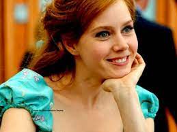 ট ইট র 金子修介 エイミー アダムス 魔法にかけられて を久しぶりに見て このあいだレイチェル マクアダムス ユーロビジョン歌合戦 アバウトタイム 見直し デビュー作の ホットチック までチェックして 二人の混同を整理したが 美人度 芝居度