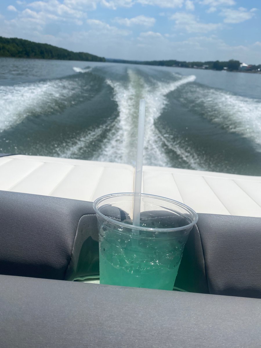 We love river days!
#Summer2021 
#tennesseeriver