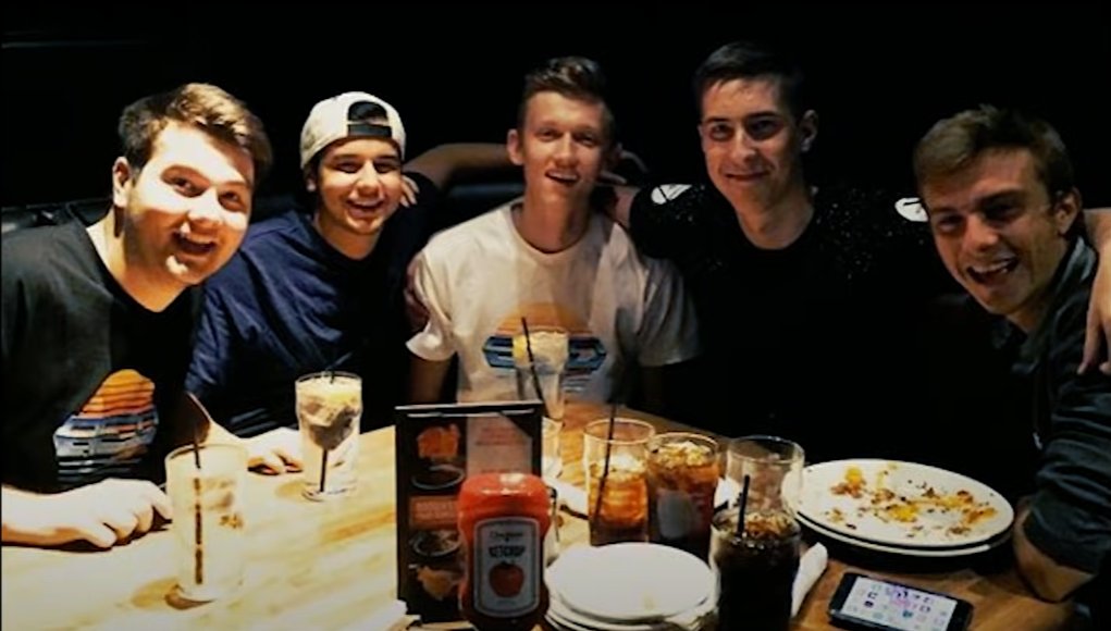 shotbyserver's tweet photo. Someone explain how it has been 2 and a half years since the The Red House ended... https://t.co/I7jBoF5Dyj