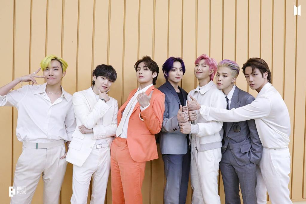 luizadae's tweet photo. #BTS_twt  #BBAMAs #Army!!!!!!!!!!!!!!!!!
Perfeitooooooosss https://t.co/uPrfDNHWYC