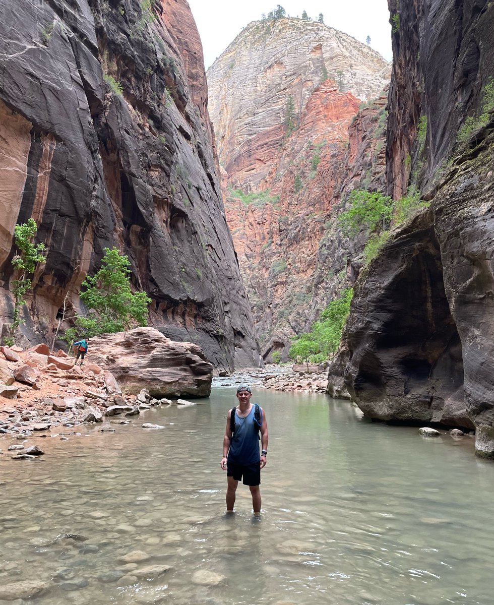 BrettConrads's tweet photo. Seeking some discomfort and adventure for the weekend 🤷🏻‍♂️ https://t.co/yDRGTSFGbf