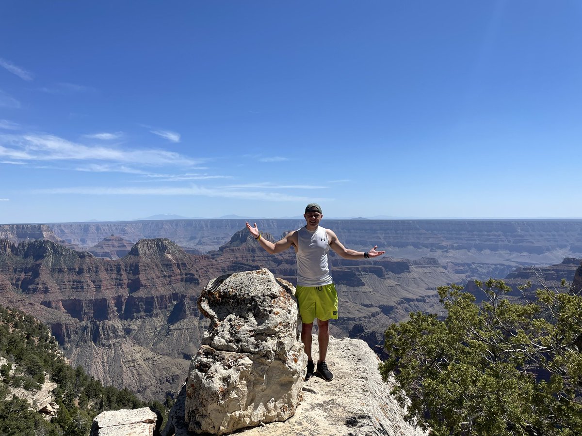 BrettConrads's tweet photo. Seeking some discomfort and adventure for the weekend 🤷🏻‍♂️ https://t.co/yDRGTSFGbf