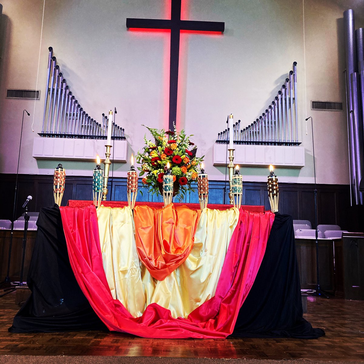 GriffinFirstUMC's tweet photo. Pentecost Sunday... https://t.co/5ezAf6UrWc