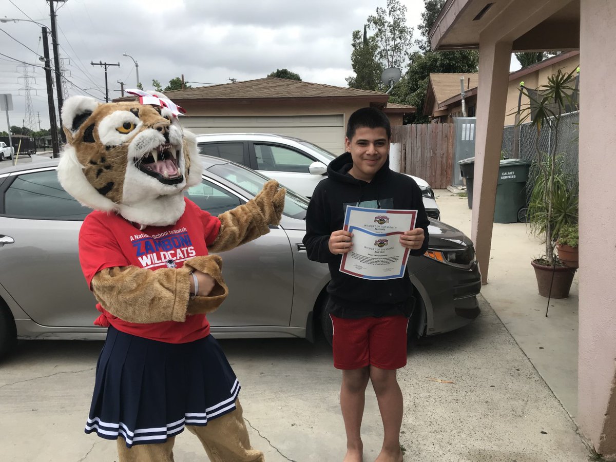 _theMightyZ's tweet photo. Students were surprised when Wilma and Wylie the Wildcats delivered their 'Wildcat of the Month' Certificates. Congratulations students! Who will be next? #WeArePUSD https://t.co/5dWJc8zLYE