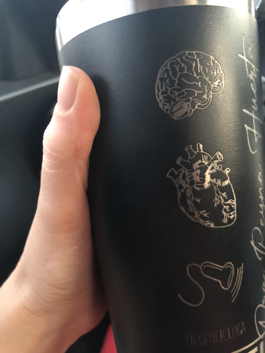 DraHuerta09's tweet photo. Podré llegar tarde al hospital pero nunca sin café https://t.co/SqXmx0msx7