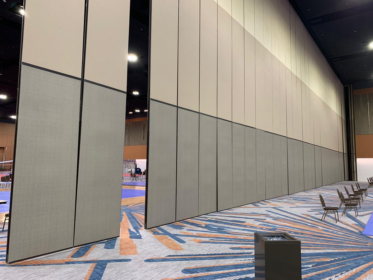 aa_wall_cover's tweet photo. Is your venue ready for all the events to come?

@aawallcoverllc We have been able assist venues all over, with their new and upgraded #operablepartitions

Visit us at https://t.co/J285Fe5YUv for more.

😀#operablepartition #operablepartitions #sports #sportsvenue #sportingevents https://t.co/GlynbZXwML