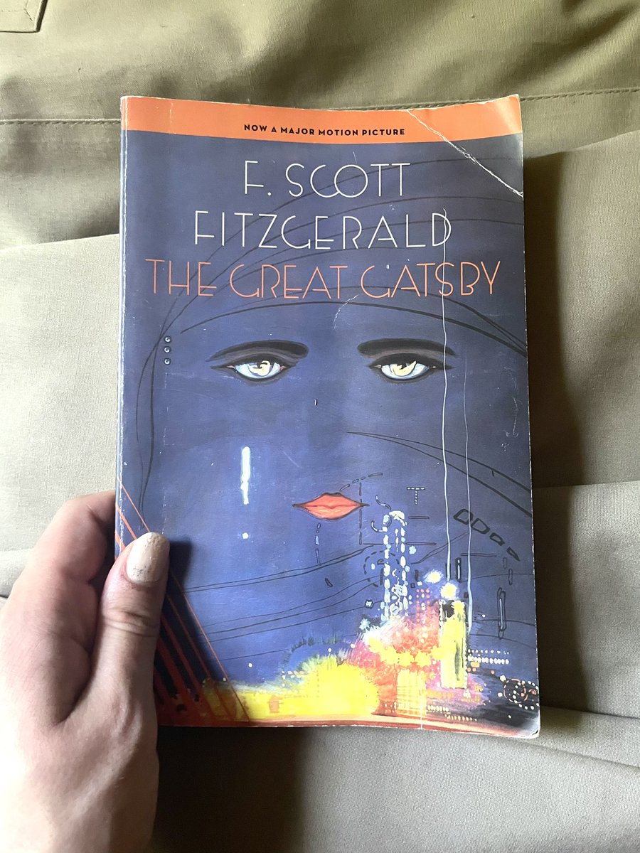hannah_witte's tweet photo. Eleventh Book of 2021 ✔️

The Great Gatsby by F. Scott Fitzgerald 

I have to apologize to my high school English teacher for when I just read the Sparknotes version for class. I missed so much, but luckily the previous owner of this copy left plenty of notes in the margins. https://t.co/zrIwcxIEG9