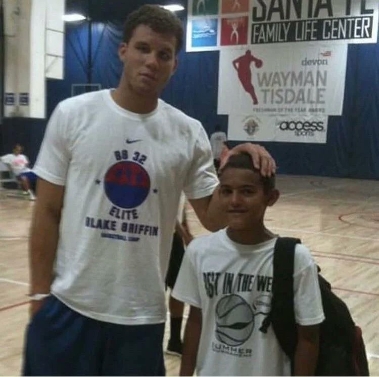 TasMelas's tweet image. This weekend the little guy hit a game-winner in MSG and the big guy was a defensive starting center, not taking a shot in 20 minutes played.