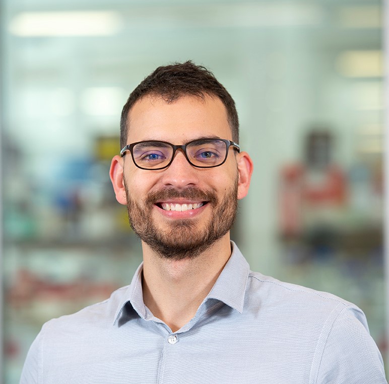 MAPP_latrobe's tweet photo. Today we have Dr @FalcaoTebas from @MonashUni talking to us about "Like parent, like child: Can exercise play a role in developmental origins of health and disease?" In this talk Filippe will showcase the role of diet and exercise on DoHAD! Please join us via the zoom link @ 12pm https://t.co/h83wfJgNL3