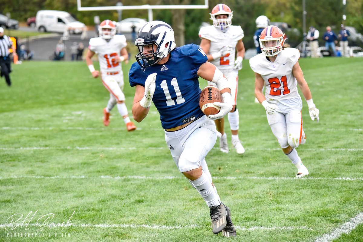 jamminsnookie's tweet photo. CONGRATS to Lily Seyfert and Darren Brunner on their selections as Female and Male Athlete of the year from @SpotlightBerks! I had the good fortune of snapping both these awesome athletes this past season...a truly well deserved recognition! @Wyospartans @WyoFootball @WyoAreaSD https://t.co/cM6UVe2Fpm