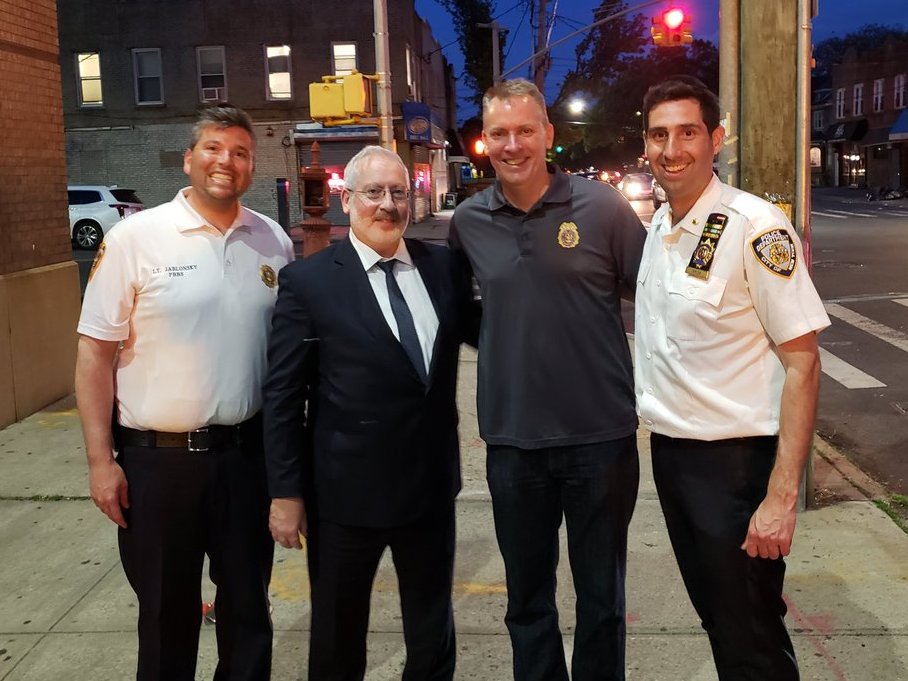 JoshMehlman's tweet photo. Flatbush community warmly welcomed NYPD Police Commissioner @NYPDShea to our neighborhood tonight. Another strong show of support in light of recent hate attacks. @FlatbushShomrim @FlatbushJCC @YWN https://t.co/w9b7bkpgMm