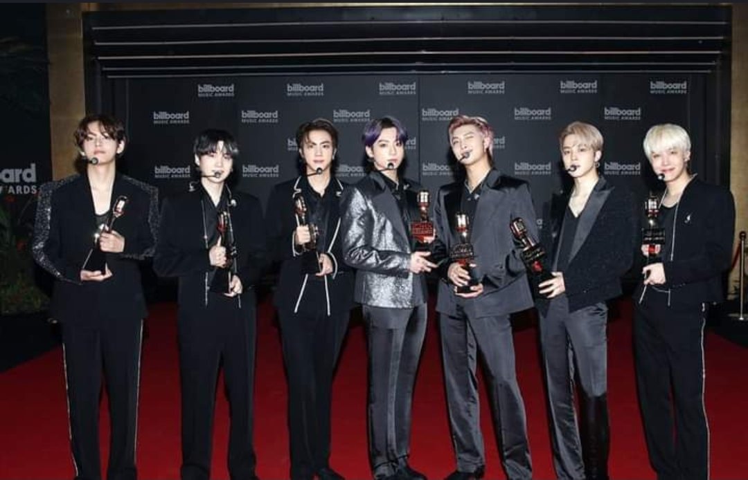 cuayar's tweet image. #BTS #ARMY #ButterLiveDebute #BTSARMY #BillboardTNT #BTS_twt FOR THE BEST FANDOM #BBMAs