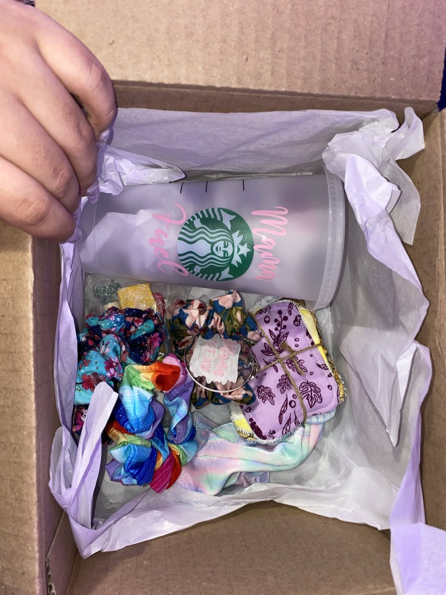 i’ve been so busy, i didn’t get to share my goodies from @lizardzcreation and <a href="/seamsnsuch/">Seams n’ Such</a> 😭 
so in love with all of it 💞💞💞