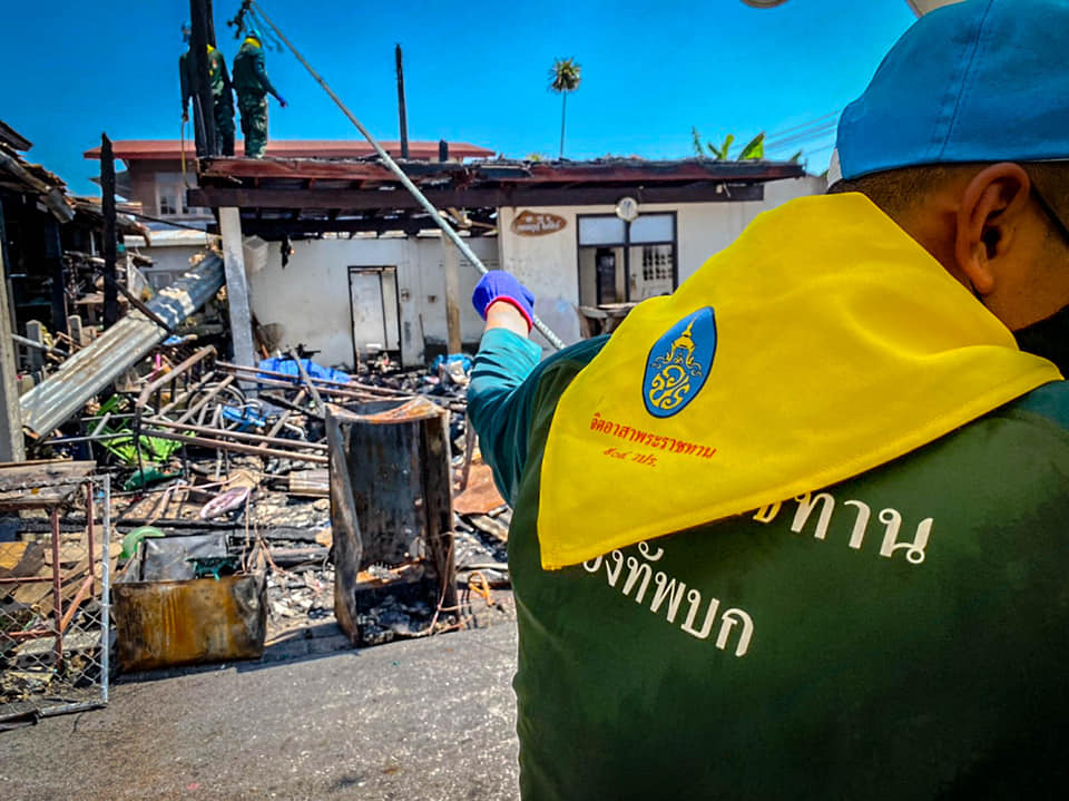 army2pr's tweet image. กองพันทหารราบที่ 1 กรมทหารราบที่ 13 จัดกำลังพลจิตอาสา เข้าช่วยเหลือประชาชนที่ประสบอัคคีภัย ต.โนนสูง อ.เมือง จ.อุดรธานี
#ทหารพระราชาดูแลประชา