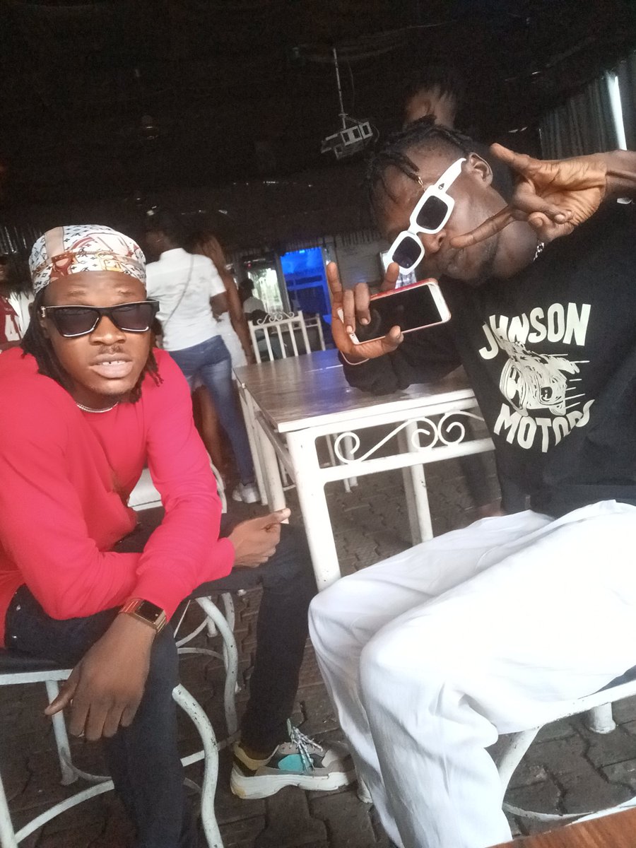 Jemi9ice1's tweet photo. Good morning 🇳🇬🇳🇬🇳🇬
Yesterday was lite at @VWMusicFest2021
Alongside with @BasseyHelen4 @sheen_se 📽 

#lagos #obasanjo #usman #cynthia https://t.co/tL40hRQgEC