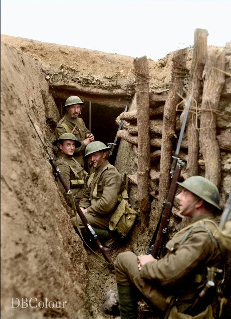 Troops of the 3rd Battalion, Royal Fusiliers (City of London Regt.), 85th Brigade, 28th Division manning a trench near Bairakli Jum'a, Macedonia. May 1917.
© IWM Q 32896